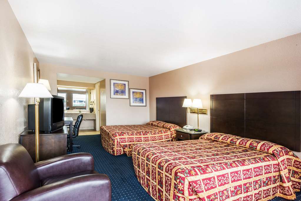 Super 8 By Wyndham San Antonio Pearl District Downtown Motel Quarto foto