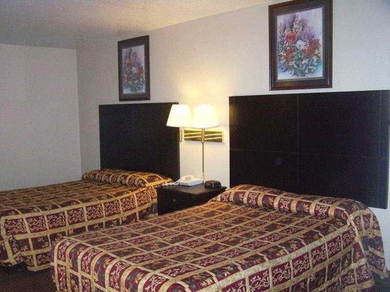 Super 8 By Wyndham San Antonio Pearl District Downtown Motel Exterior foto